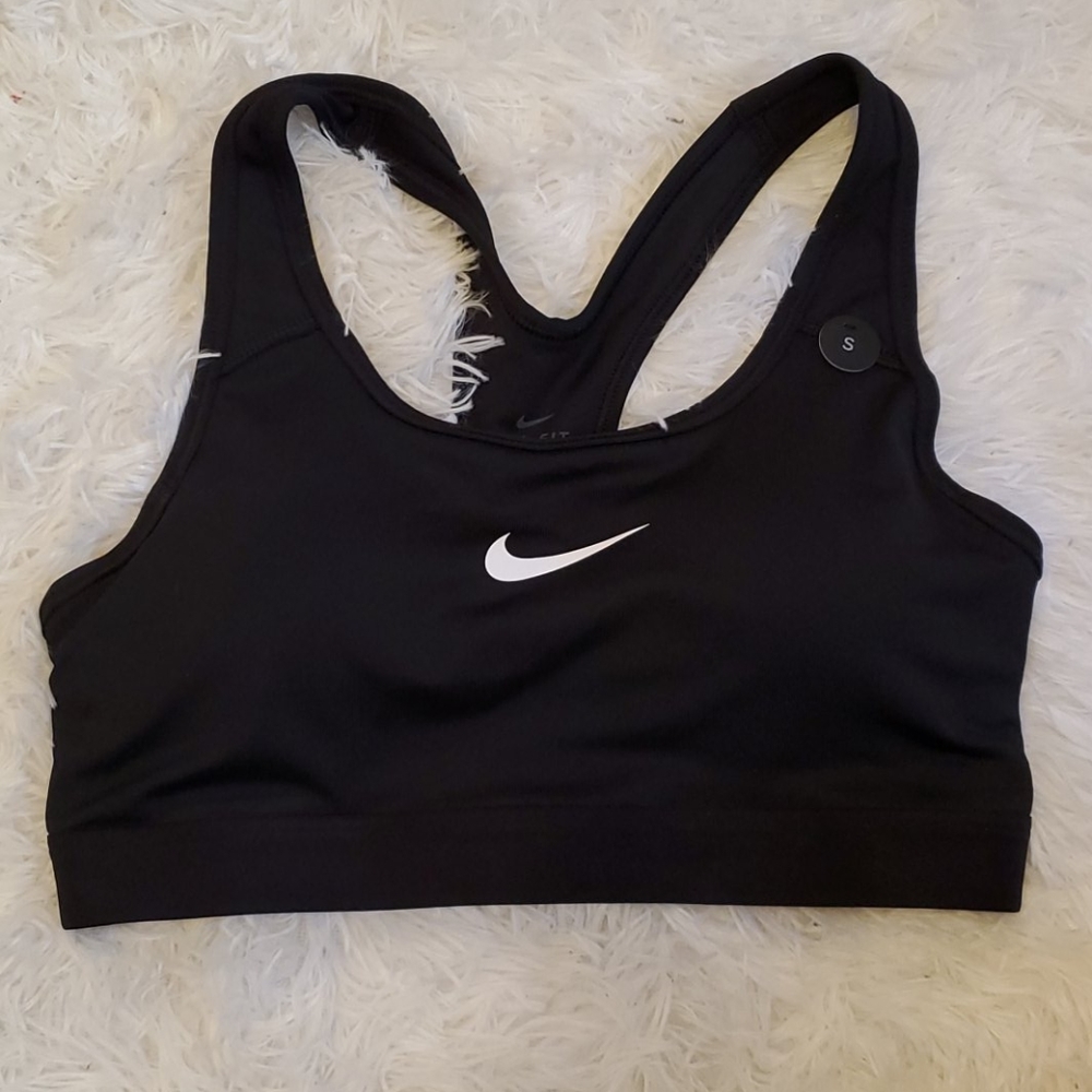 BRAND NEW size small black Nike sports bra